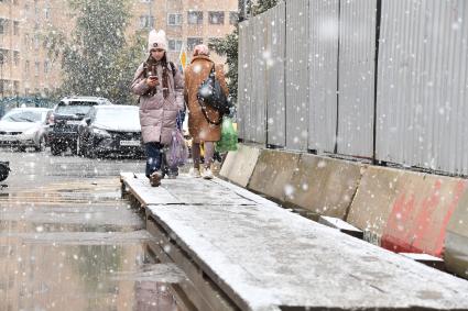 В Москве выпал первый снег