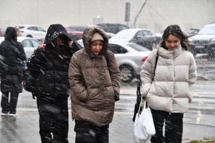 В Москве выпал первый снег