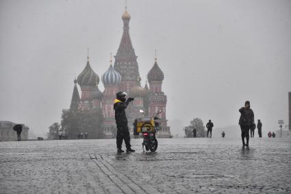 Первый снег в Москве