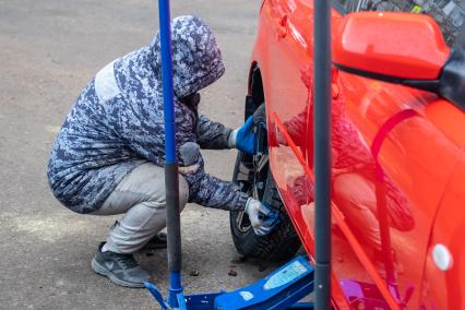 Замена резины в автосервисе