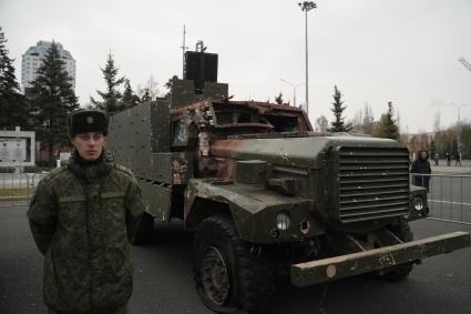 Выставка трофейной техники \"Сила V правде - гордость и Победа\" в Самаре