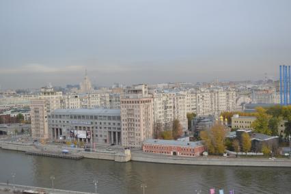 Виды Москвы со смотровой площадки храма Христа Спасителя