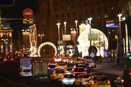 Новогодняя иллюминация в Москве