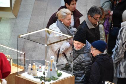 Предновогодняя торговля в ГУМе