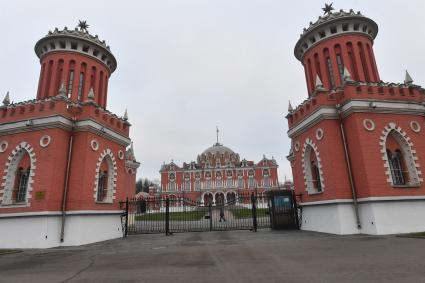 Петровский путевой дворец