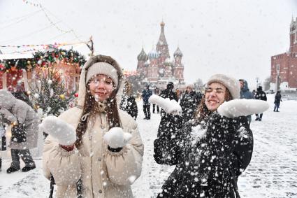 Снегопад в Москве