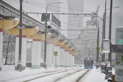 Последствия снегопада в Москве