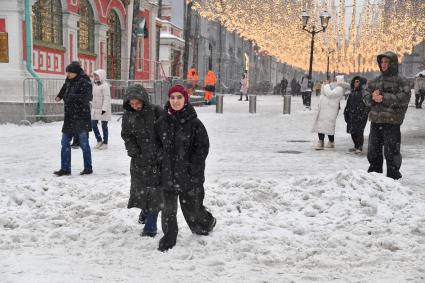 Последствия снегопада в Москве