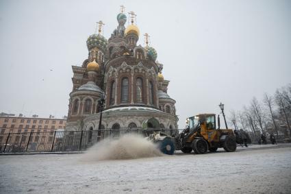 Последствия снегопада в Санкт-Петербурге