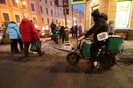 Последствия снегопада в Санкт-Петербурге