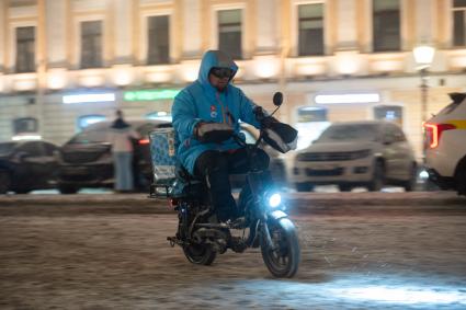 Последствия снегопада в Санкт-Петербурге