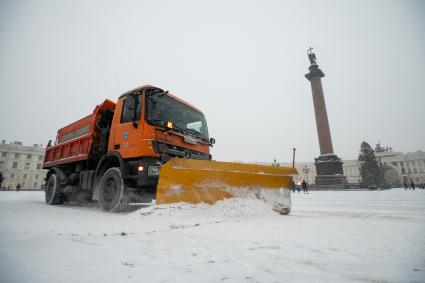 Последствия снегопада в Санкт-Петербурге