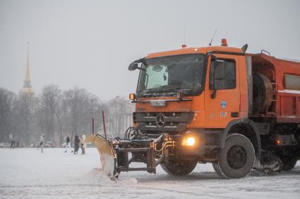 Последствия снегопада в Санкт-Петербурге