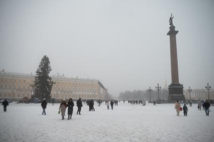 Последствия снегопада в Санкт-Петербурге