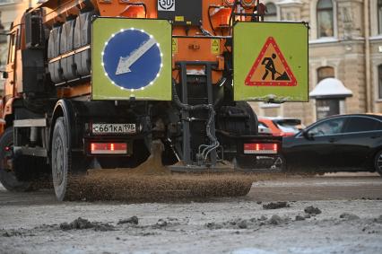 Уборка снега в Санкт-Петербурге