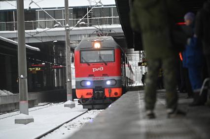 Встреча пассажиров пострадавшего поезда Мурманск - Санкт-Петербург\"