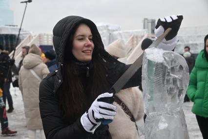 Новогодний фестиваль Ледовая Москва. В кругу семьи\"