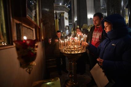 Рождественская служба в Казанском соборе Санкт-Петербурга