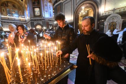 Рождественское богослужение в храме Христа Спасителя в Москве