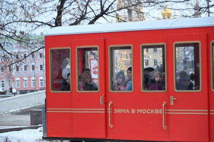 Новогодний поезд в Москве