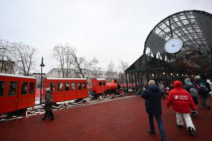 Новогодний поезд в Москве