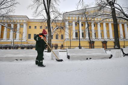 Уборка снега в Санкт-Петербурге