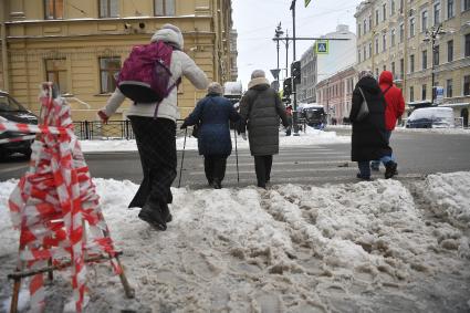 Уборка снега в Санкт-Петербурге