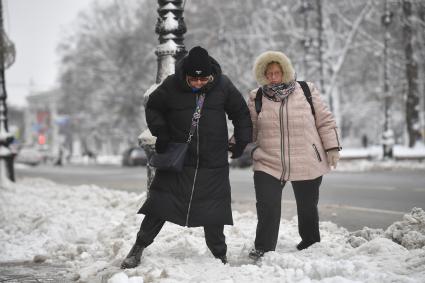 Уборка снега в Санкт-Петербурге