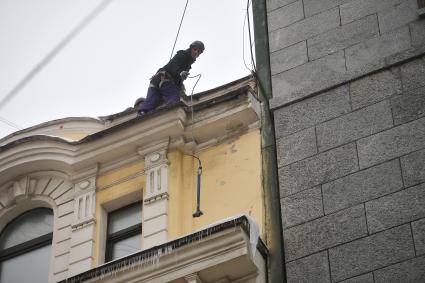 Уборка снега в Санкт-Петербурге