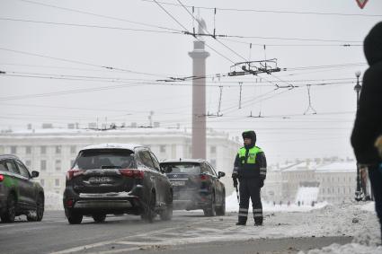 Уборка снега в Санкт-Петербурге