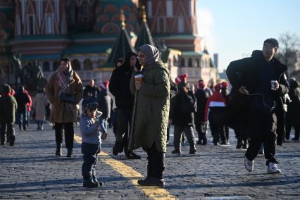 Туристы в Москве