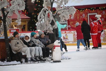 Туристы в Москве