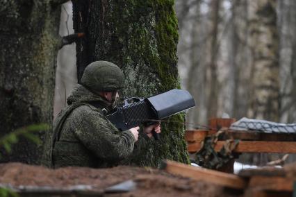 Занятия курсантов военной академии связи им.С.М.Буденного в Санкт-Петербурге