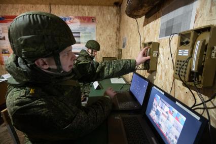 Занятия курсантов военной академии связи им.С.М.Буденного в Санкт-Петербурге