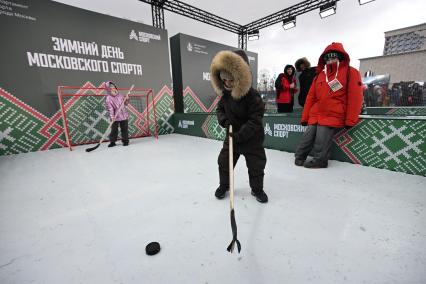 Праздник Зимний день московского спорта\" в Лужниках