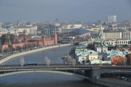 Виды Москвы со смотровой площадки Храма Христа Спасителя