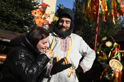 Празднование Масленицы на Манежной площади