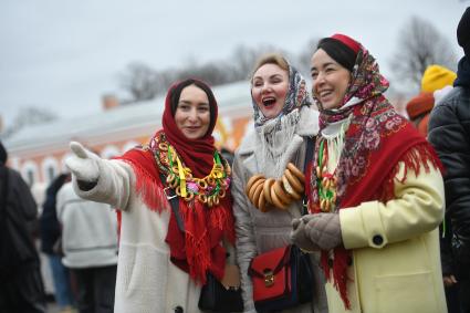 Празднование Широкой масленицы в Санкт-Петербурге