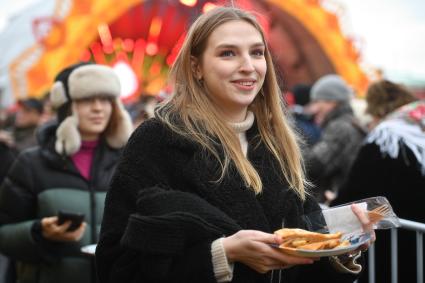 Празднование Широкой масленицы в Санкт-Петербурге