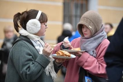 Празднование Широкой масленицы в Санкт-Петербурге