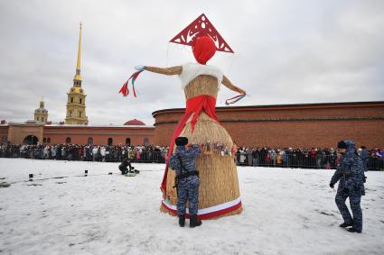 Празднование Широкой масленицы в Санкт-Петербурге