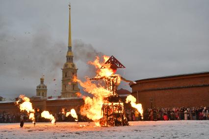 Празднование Широкой масленицы в Санкт-Петербурге