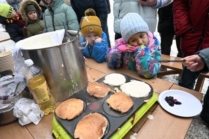 Празднование Широкой Масленицы на ВДНХ