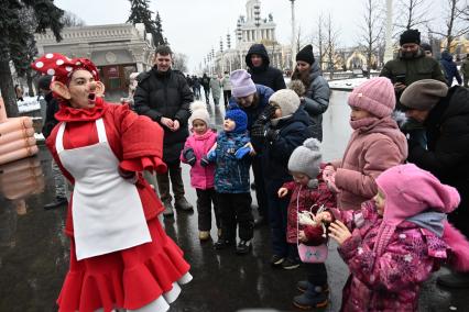 Празднование Широкой Масленицы на ВДНХ