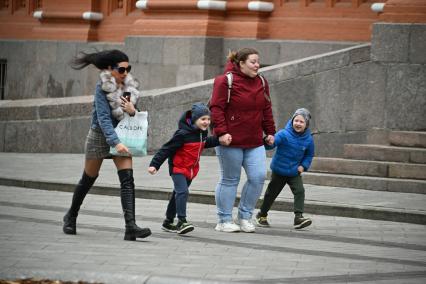 Сильный ветер в Москве