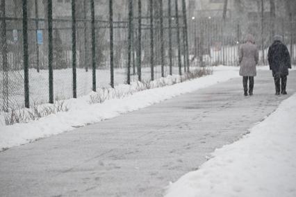 Апрельский снег в Москве