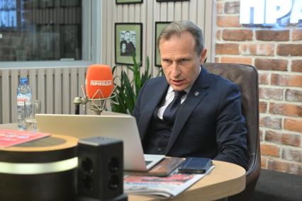 Кирилл Зыков на радиостанции \"Комсомольская правда\"
