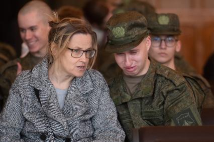 Отправка призывников на военную службу в Санкт-Петербурге