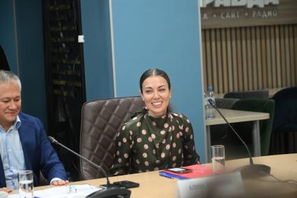 Алина Арутюнова
