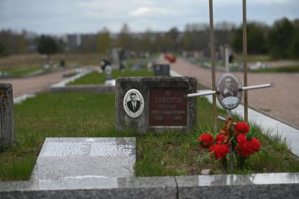 Возложение цветов к мемориальному комплексу Невский пятачок\"